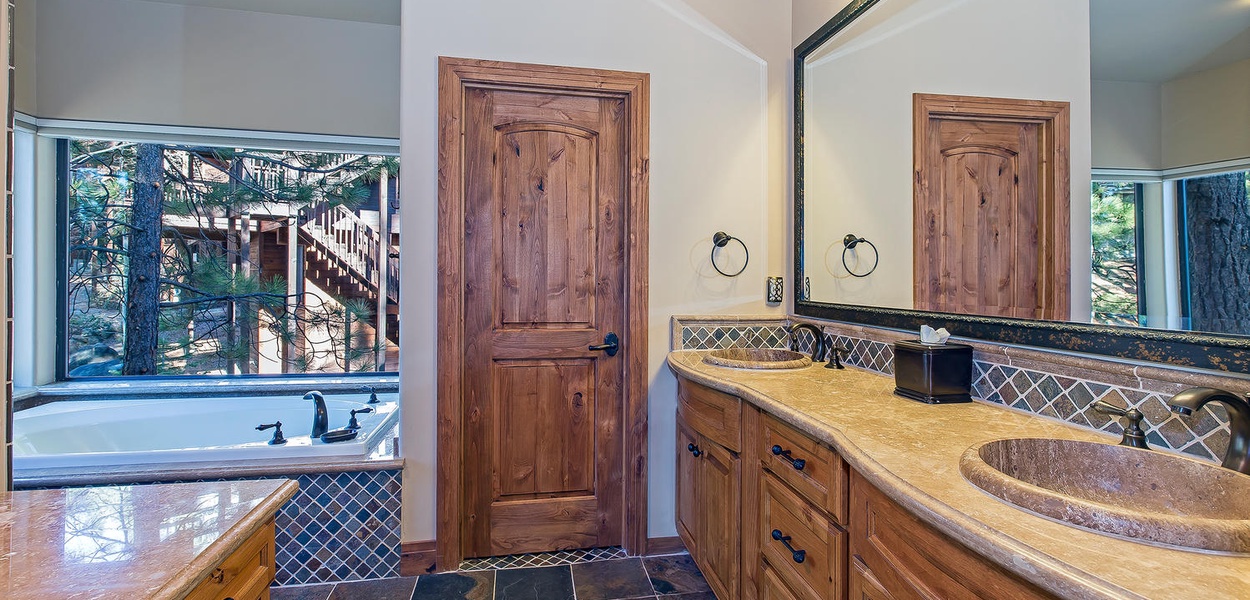 Francos House - Image 11