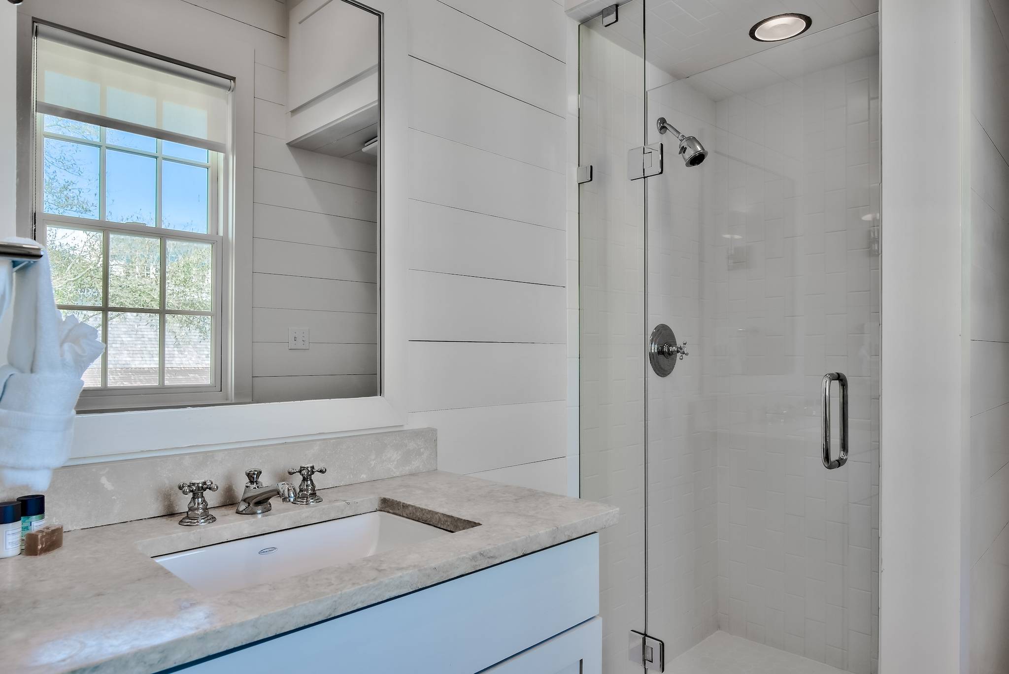 Bluegill House - Image 41