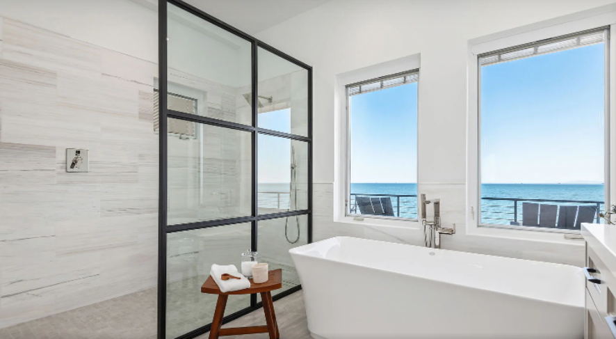 Sandy Shore Home - Image 17