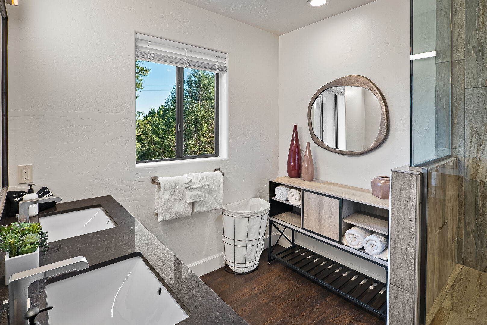 Mueller Home - Image 35