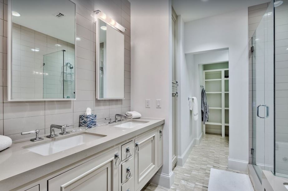 Barrett Home - Image 18