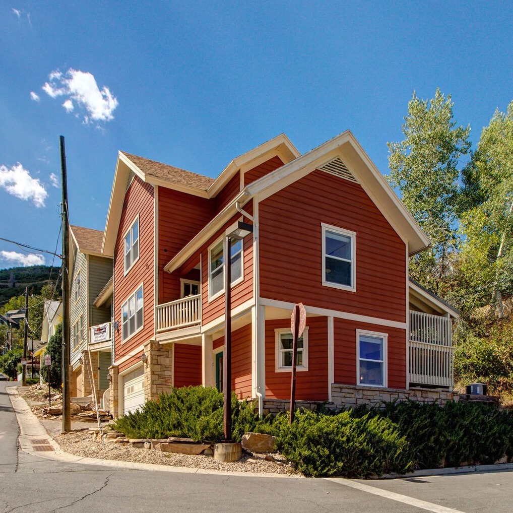 Park Avenue House - Image 1