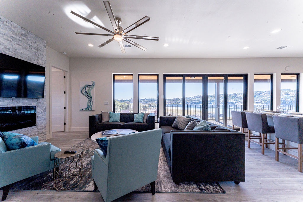 Clark Villa - Image 4