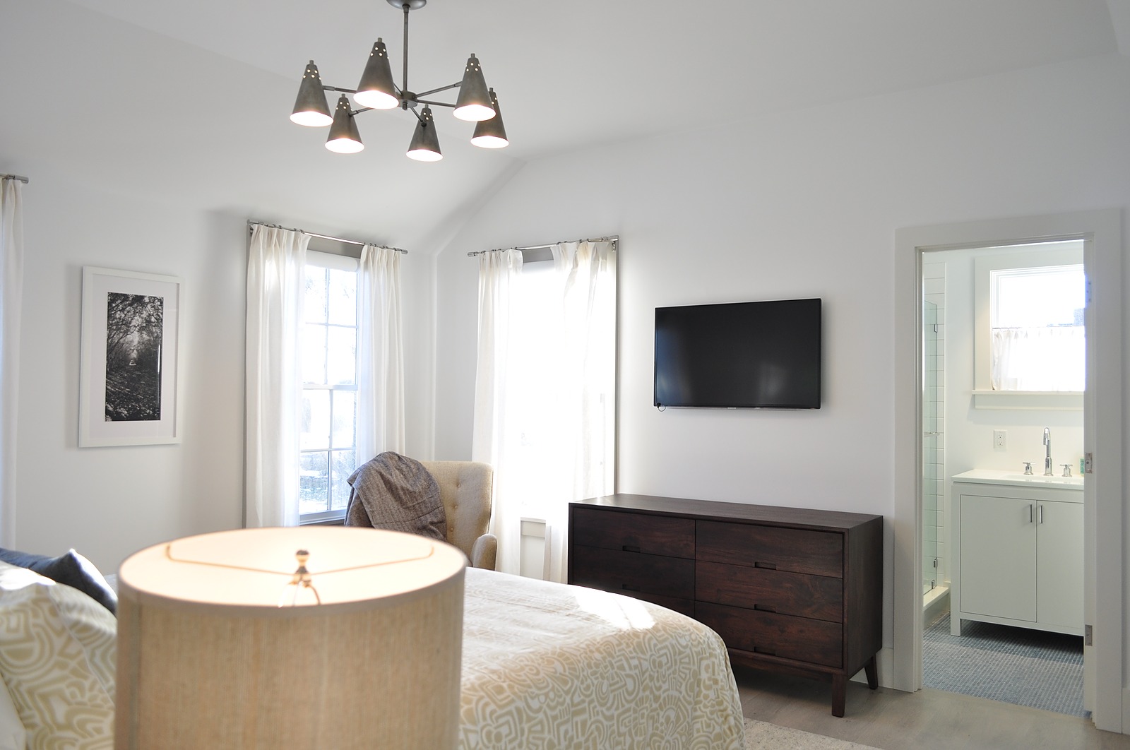 Nonantum Villa - Image 12