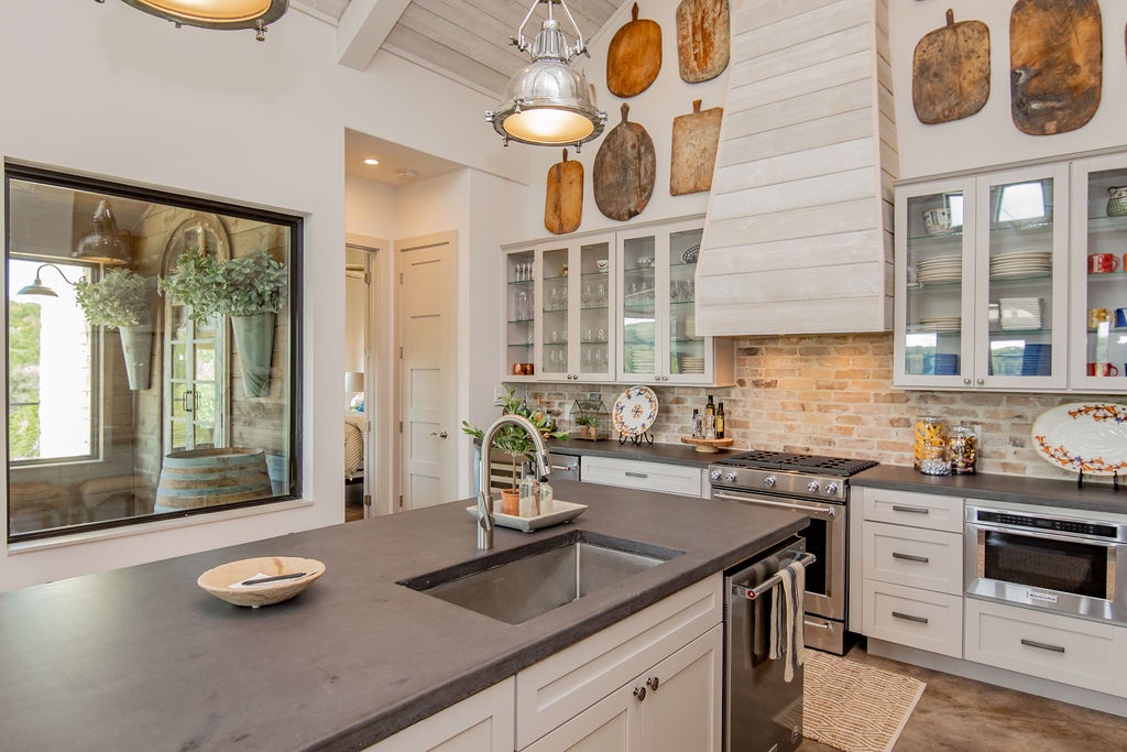 Live Oak Home - Image 11