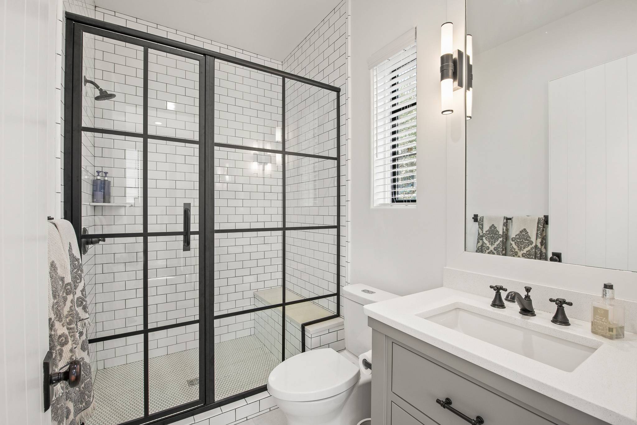 Hamlet Manor - Image 20