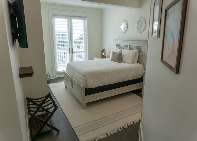 Pelican House - Image 17