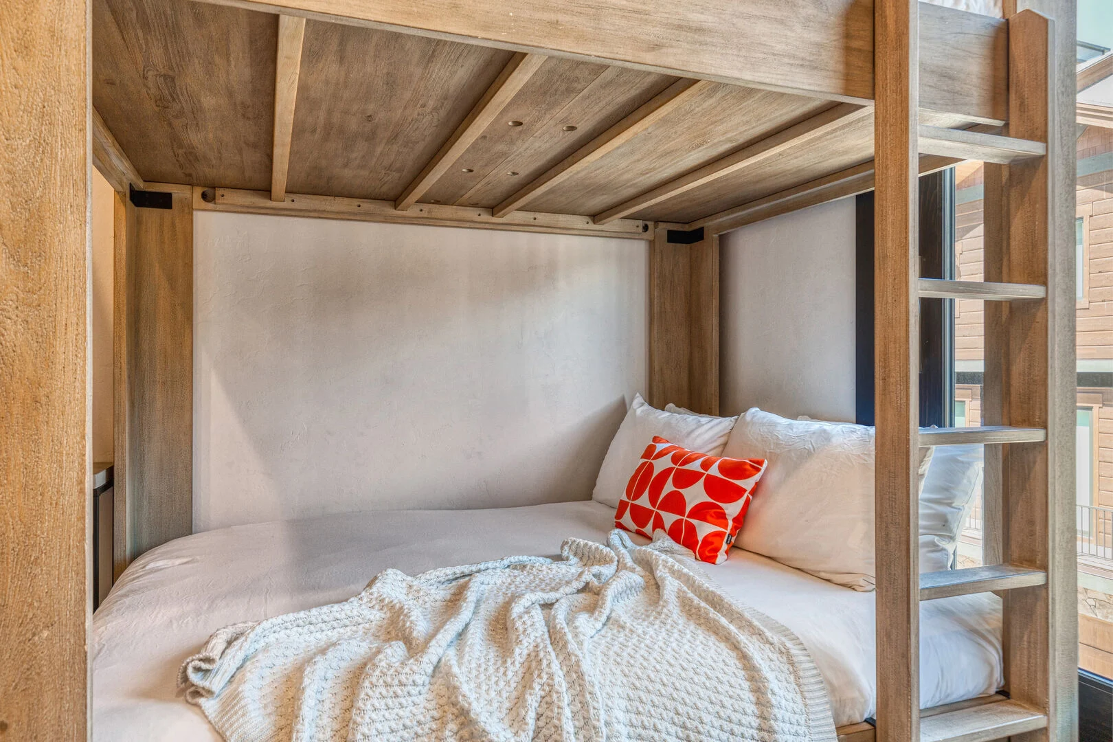 Willow Draw Home - Image 24