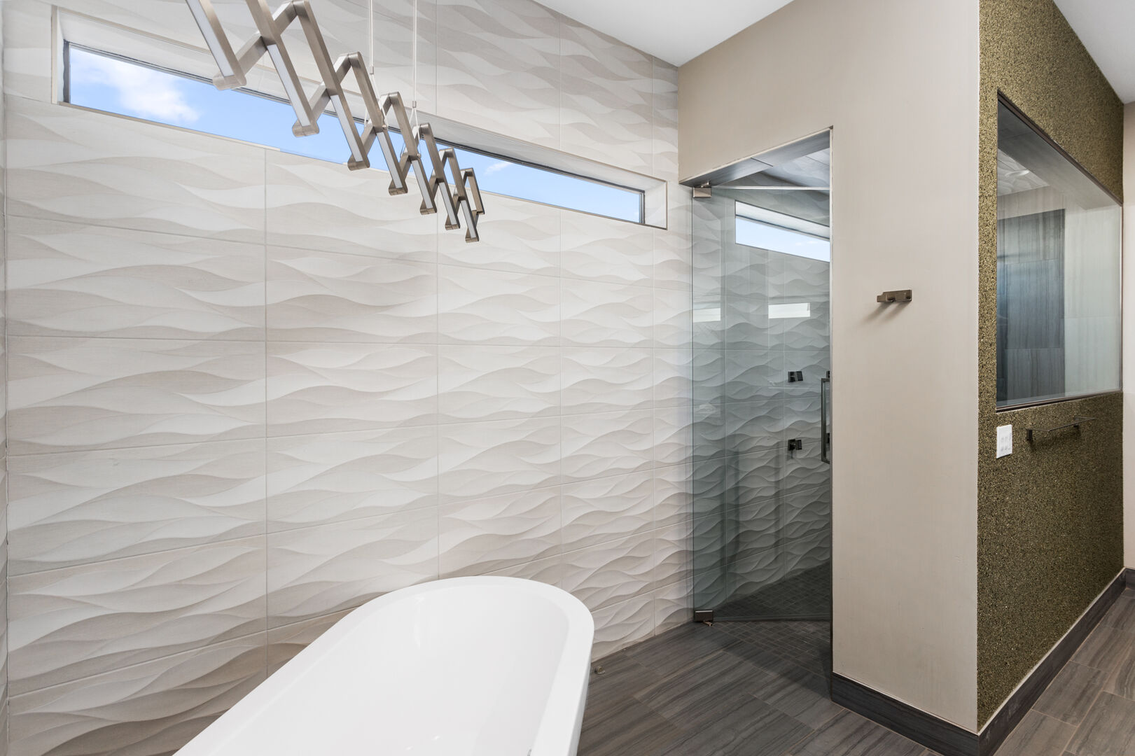 Camelback House - Image 23