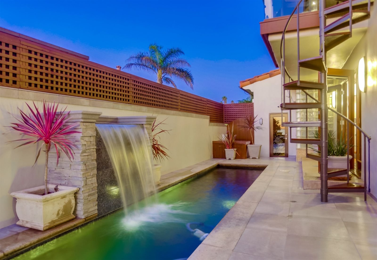 Azure Home - Image 22