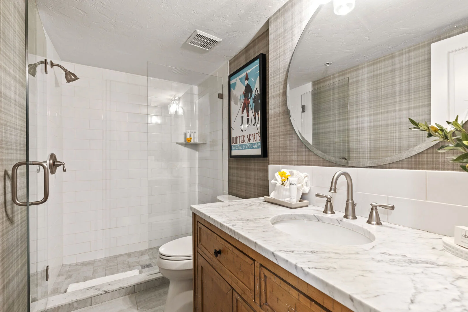 Silver Lake Home - Image 19