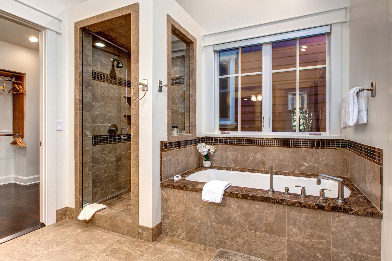 Woodside House - Image 35