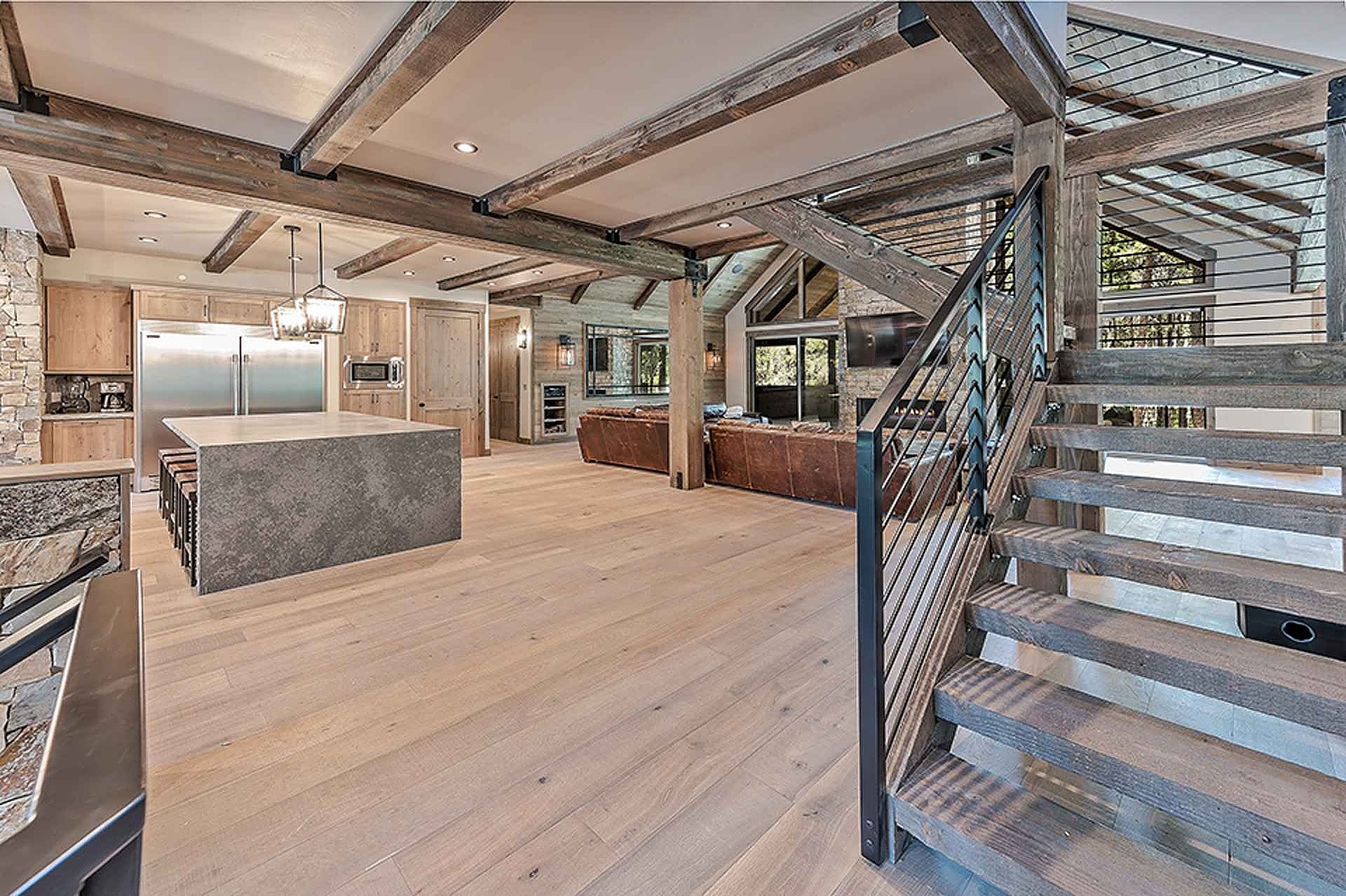 Pine Estate - Image 13