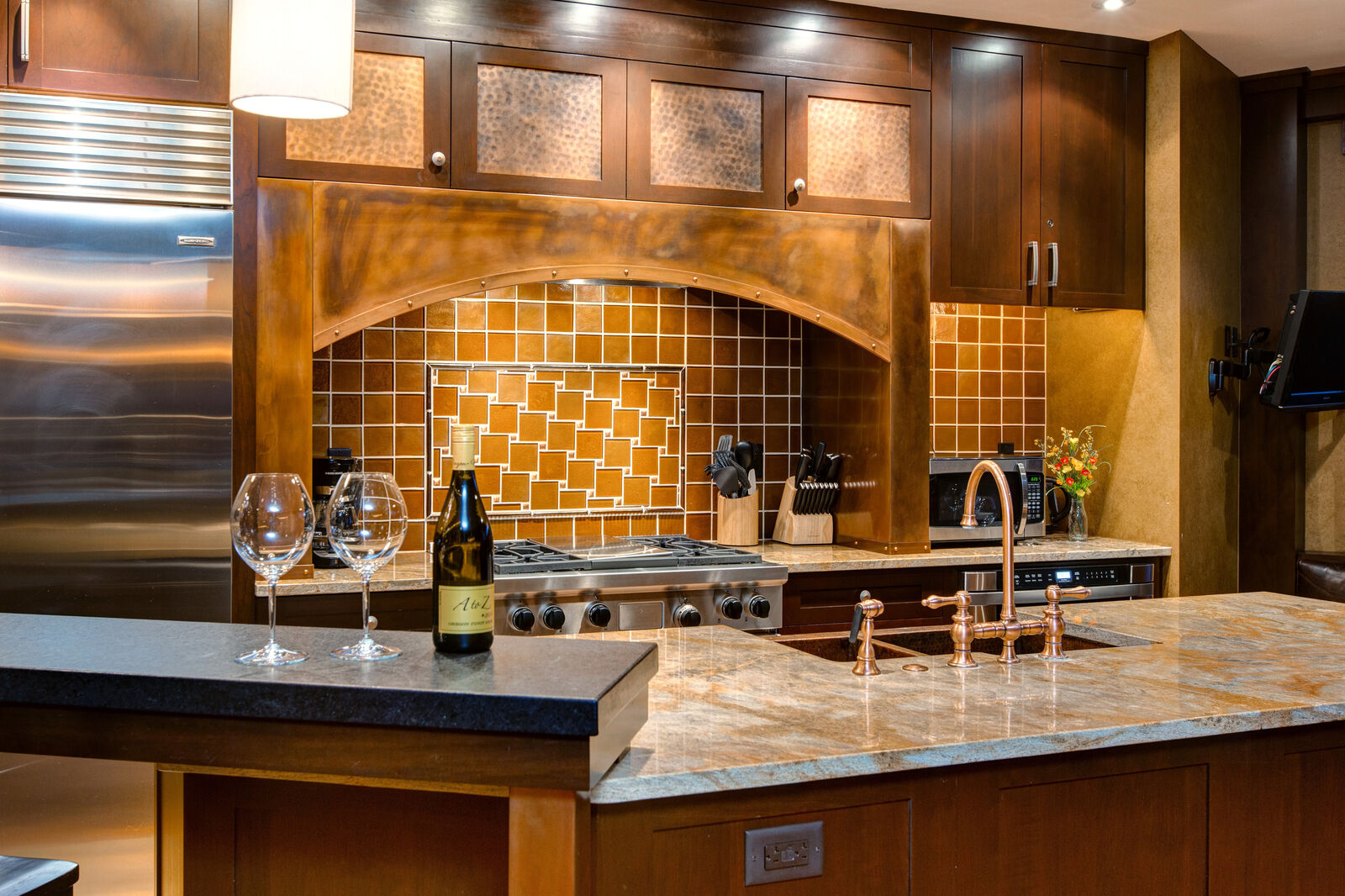 Peak Home - Image 12