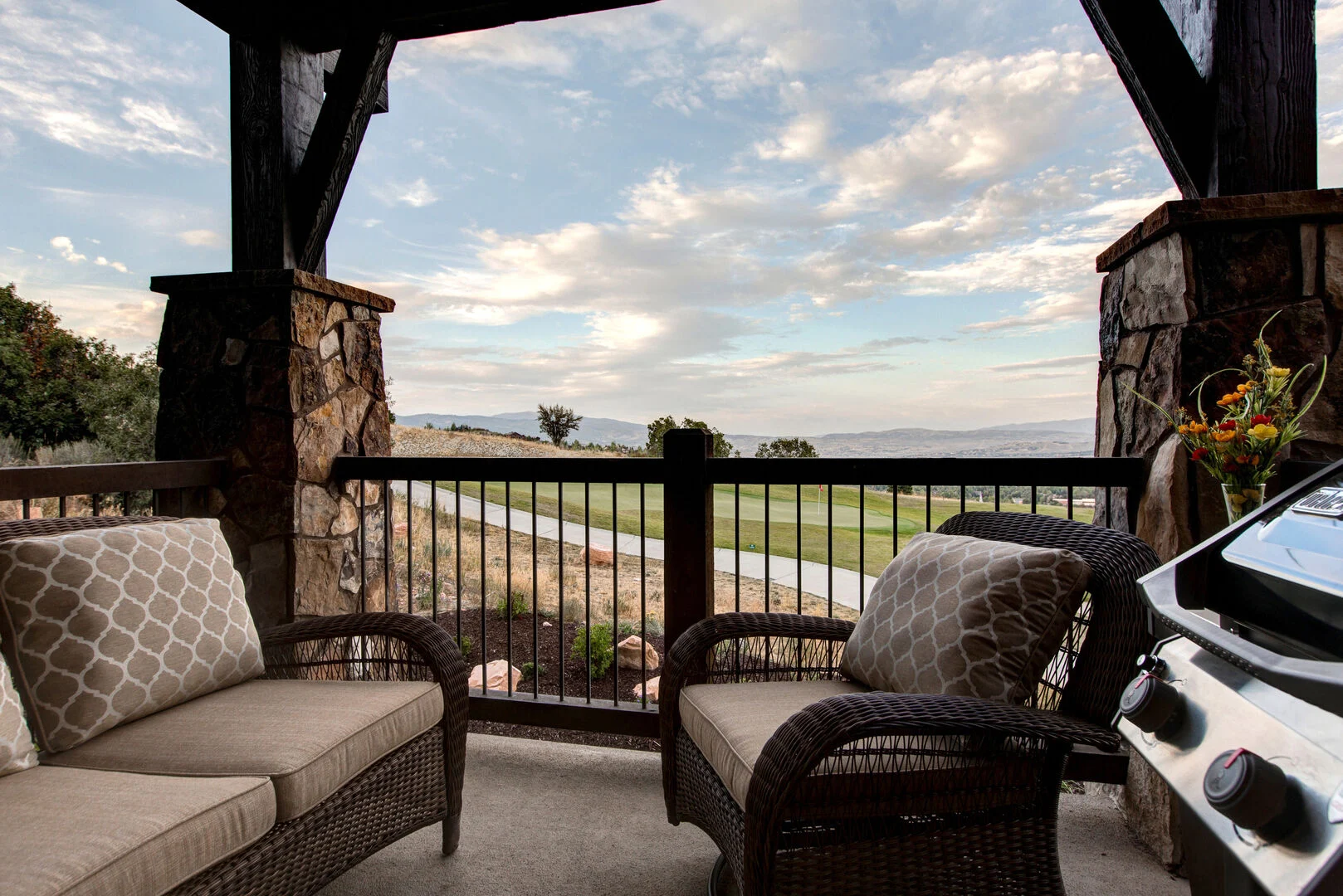 Lane Home - Image 15