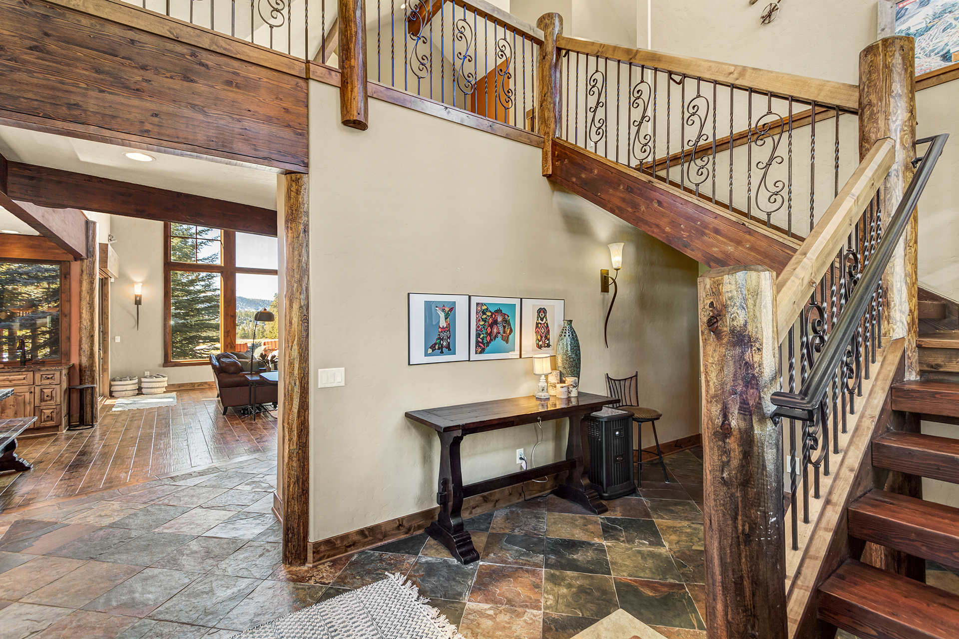 Twin Peaks Lodge - Image 14