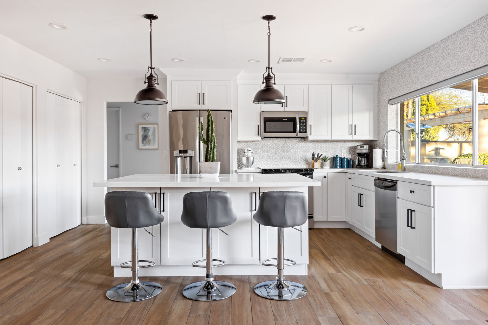 Winchcomb House - Image 4