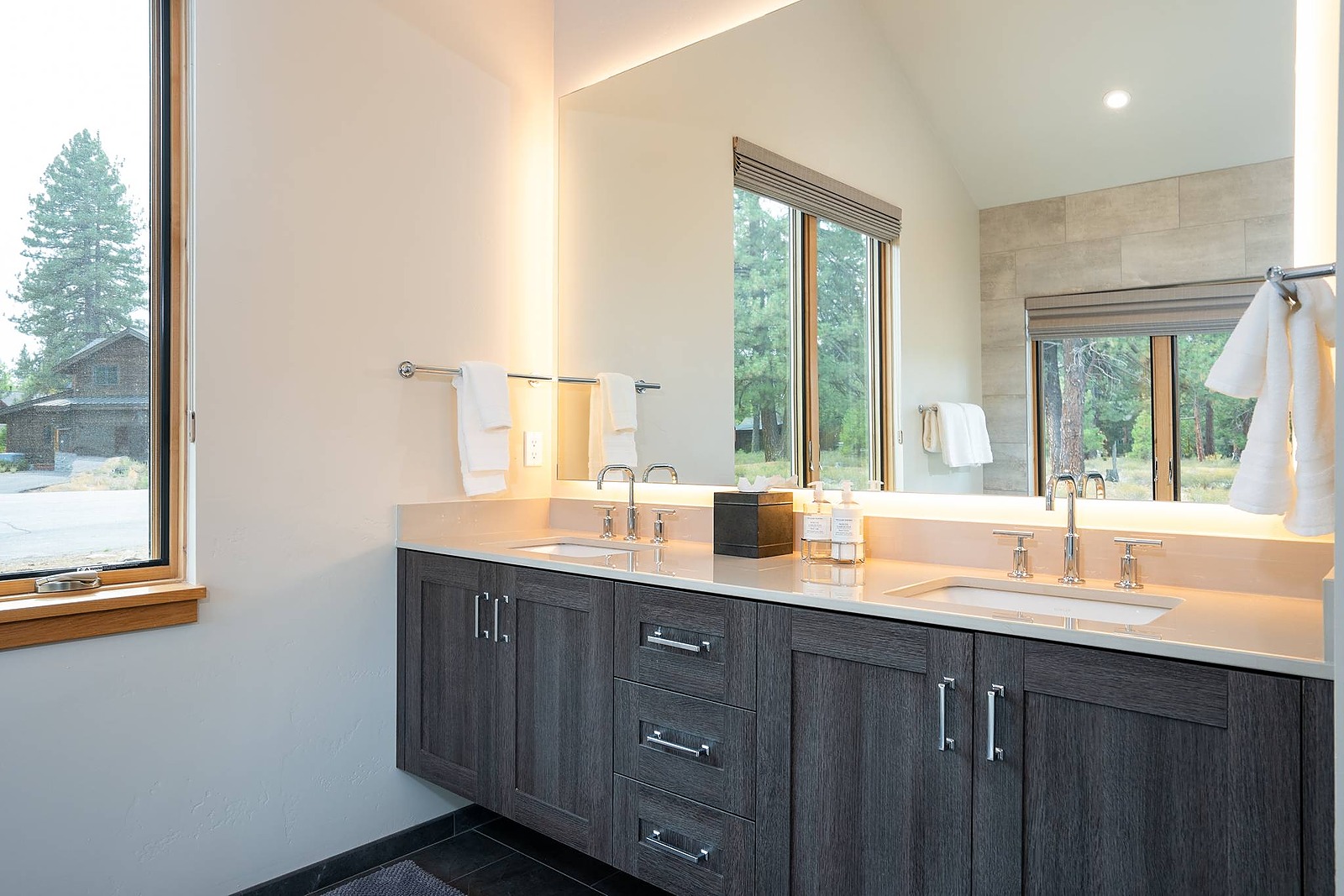 Trail House - Image 14