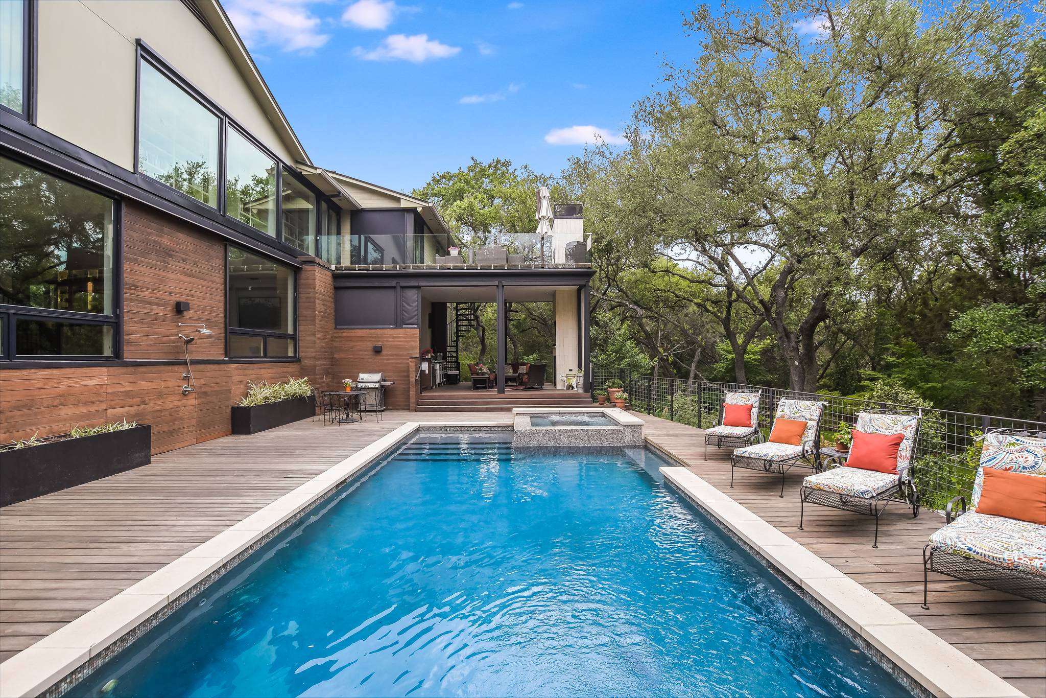 Pecan House - Image 28