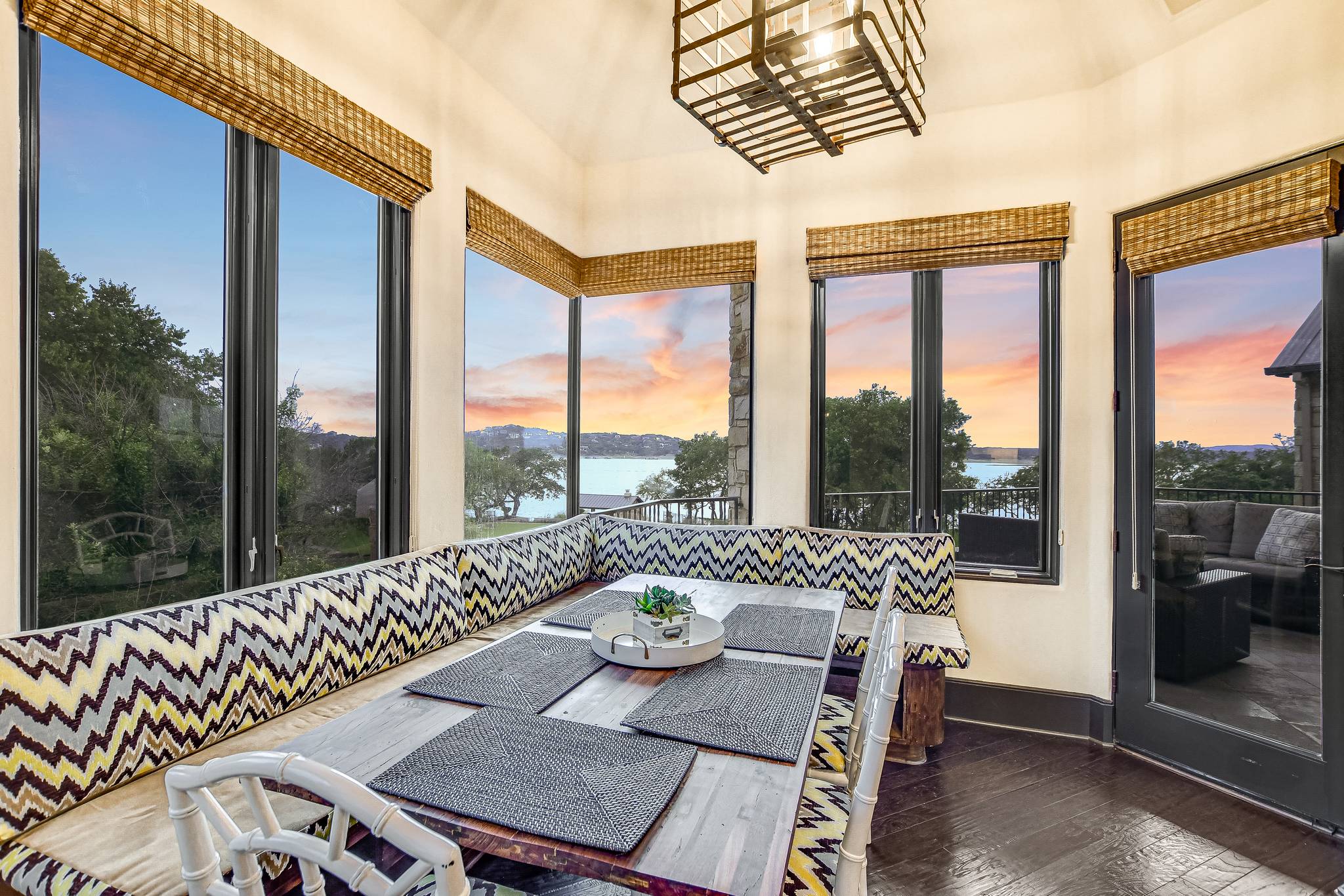 Laurel Manor - Image 9