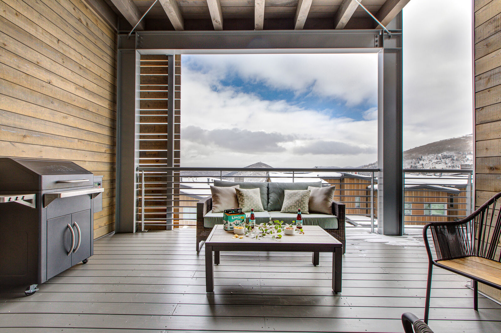 West House - Image 17