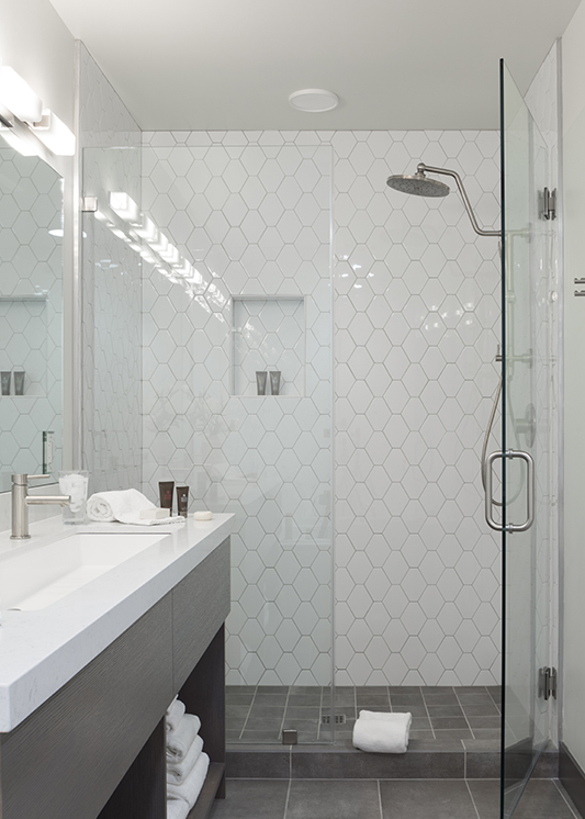 Lupine Home - Image 13