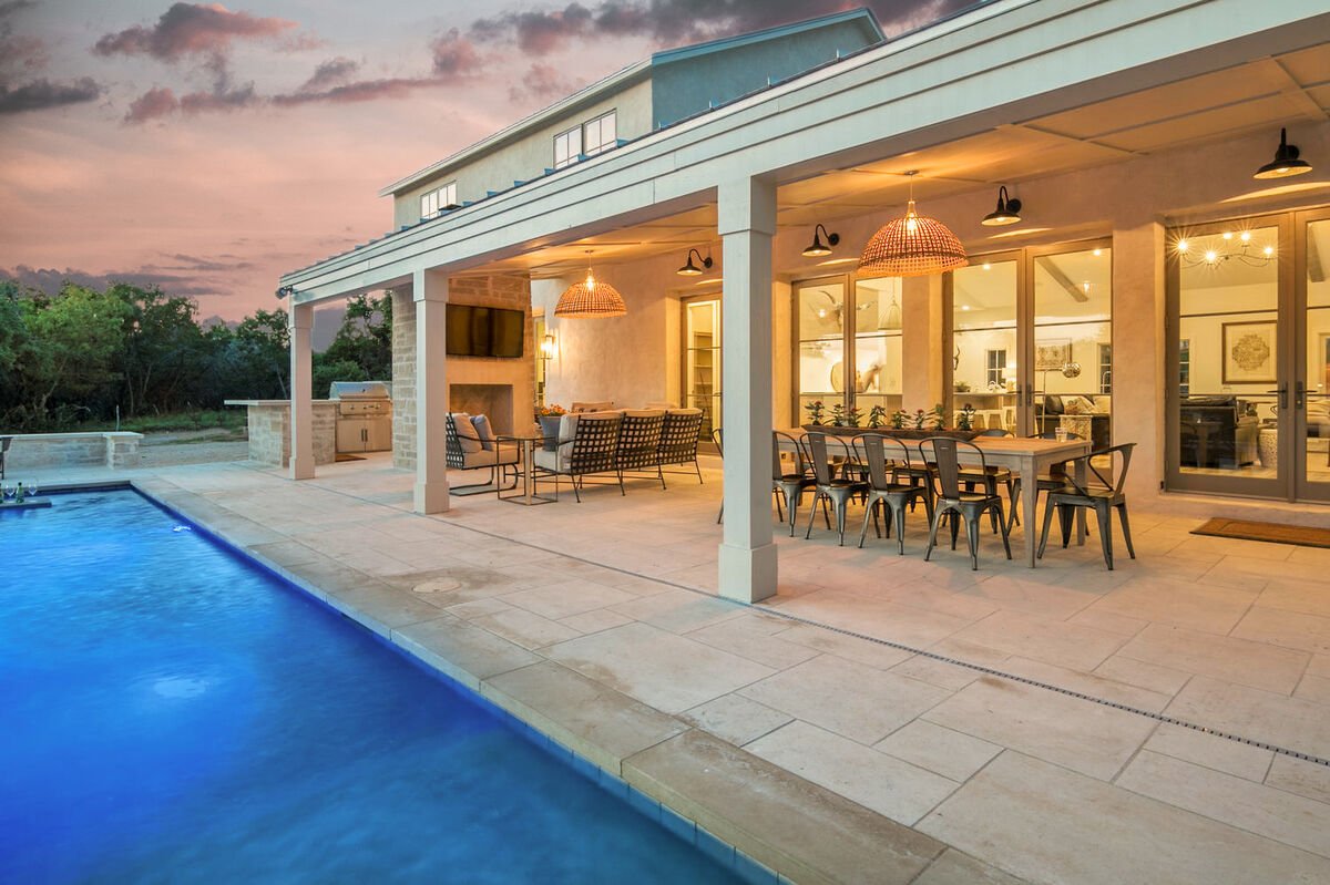 Spring Manor - Image 2