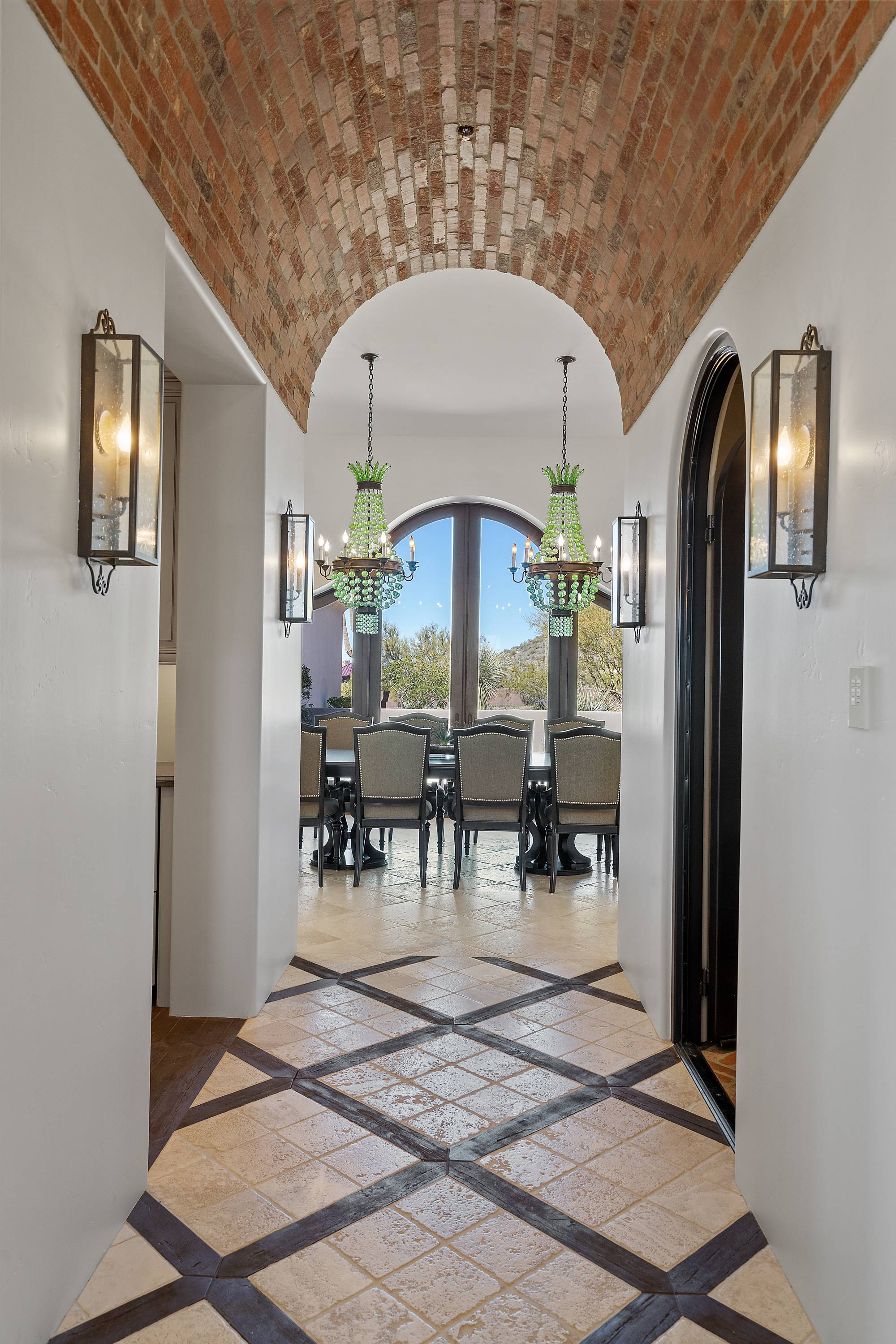 Dixileta East Manor. - Image 6