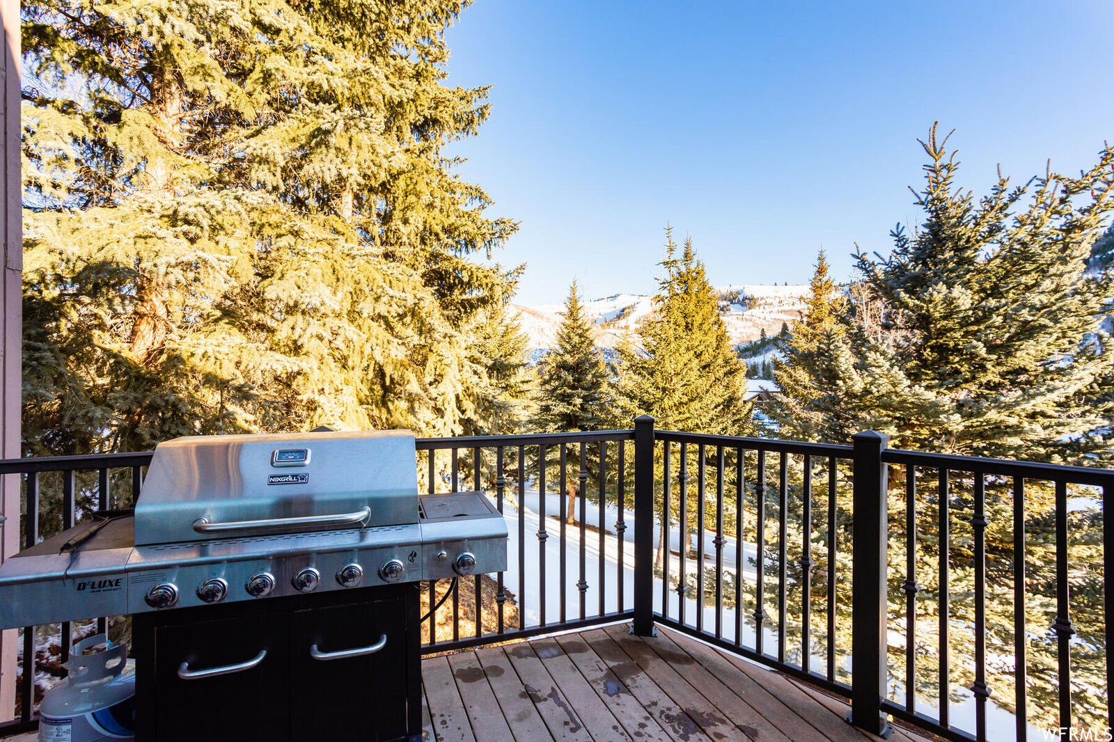 Pinnacle House - Image 37