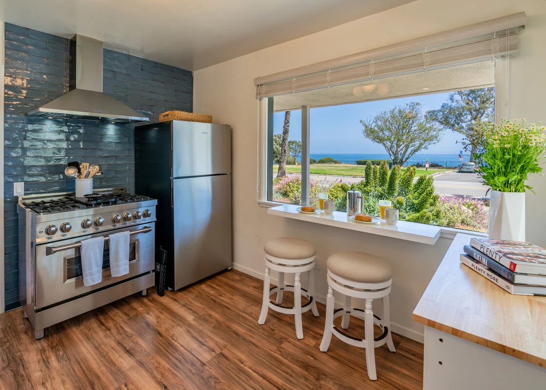 Shoreline Home - Image 8