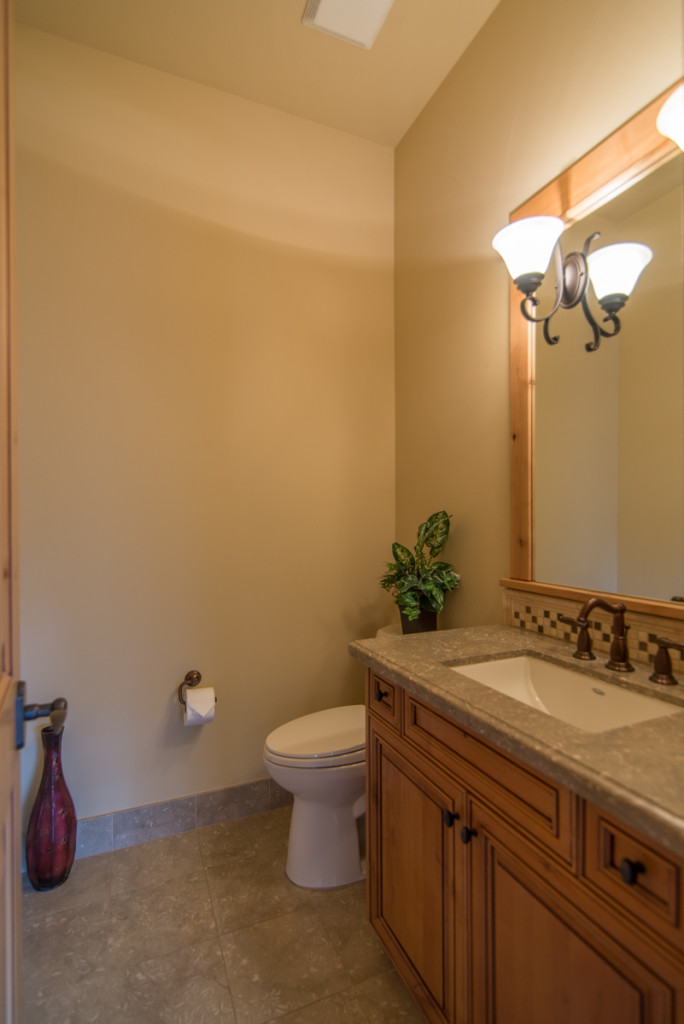 Ponderosa Home - Image 18