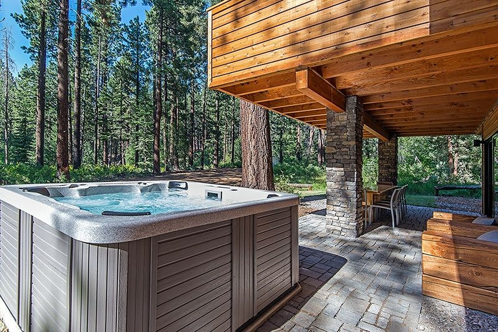 Saddle Manor - Image 10