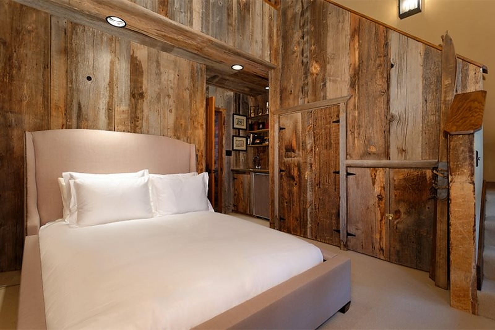 Forest Villa - Image 14