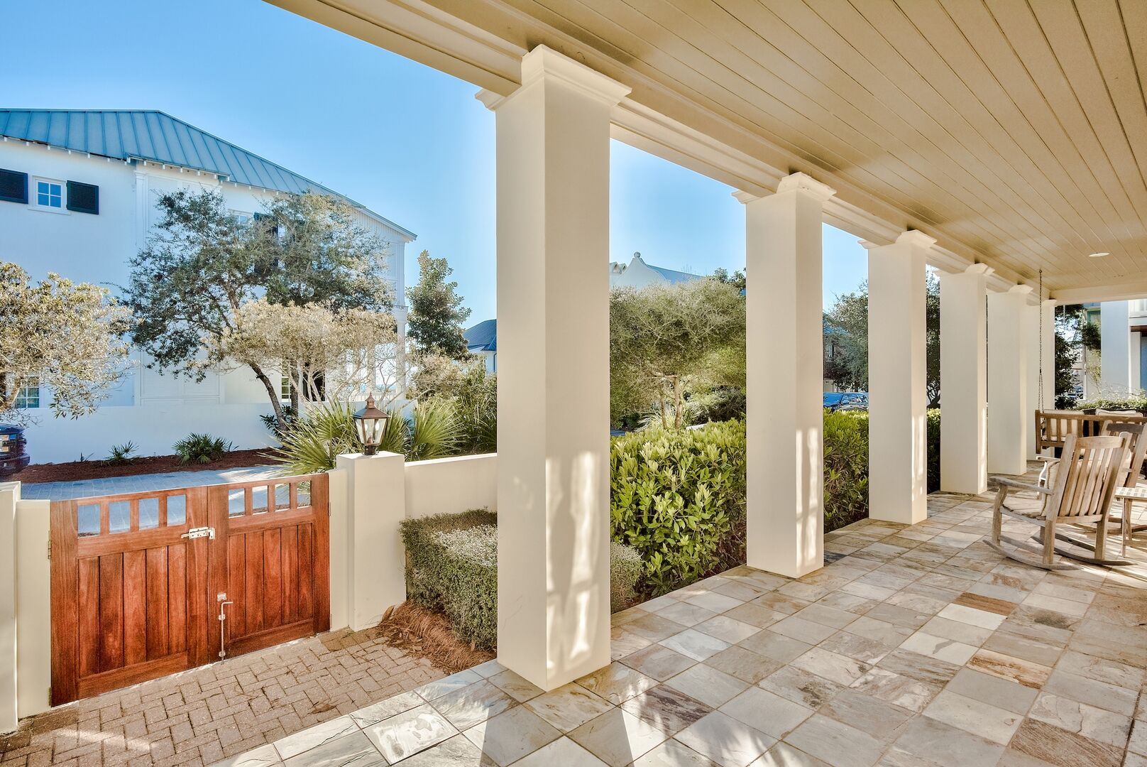 Water Street House - Image 43