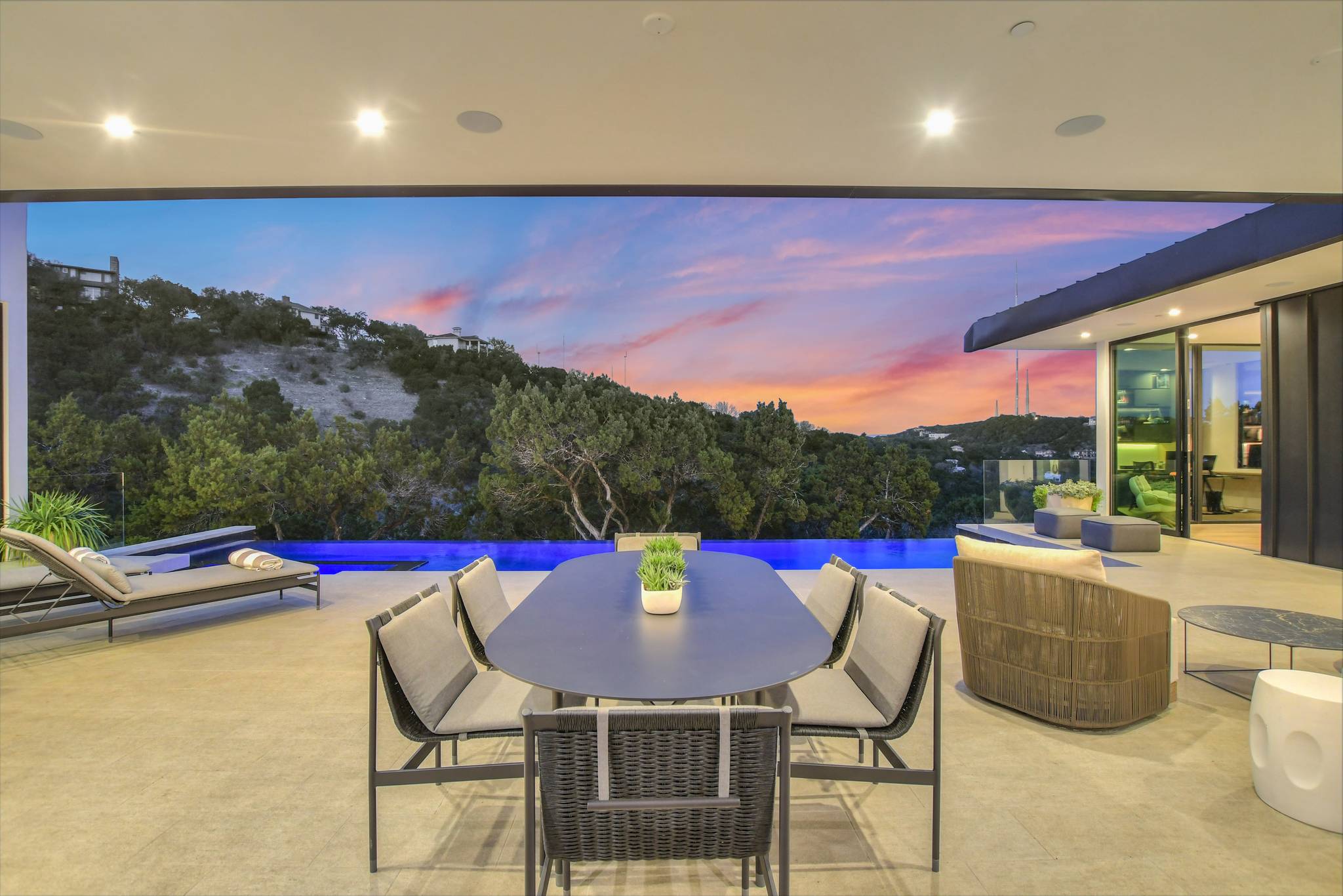 Sweetgum House - Image 40