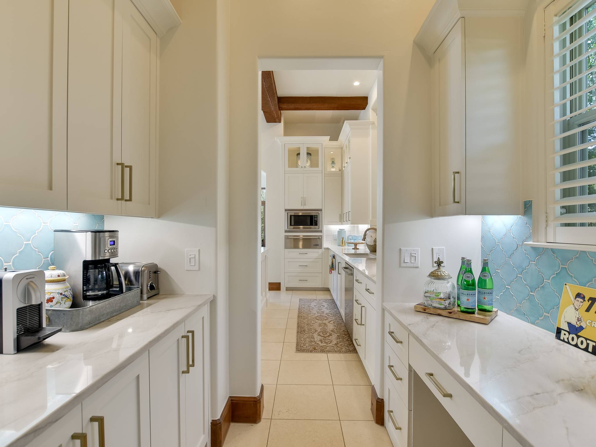 Rock Cedar House - Image 15