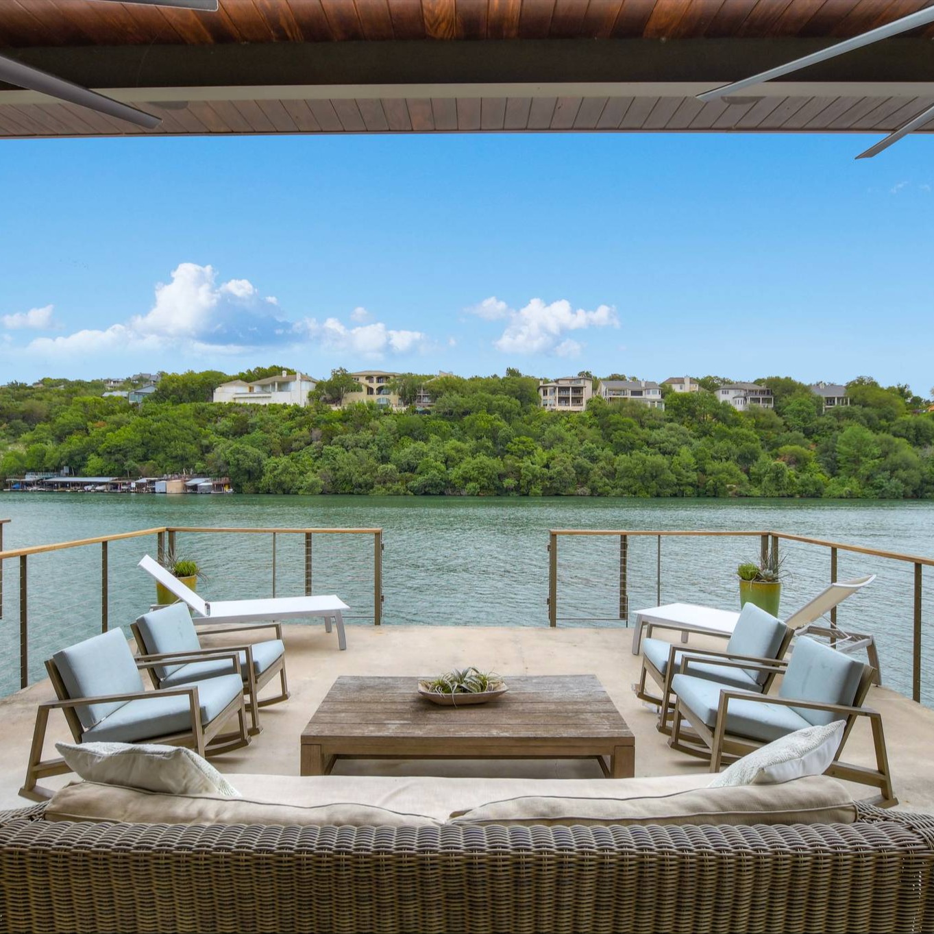 Mirabeau Place - Image 1