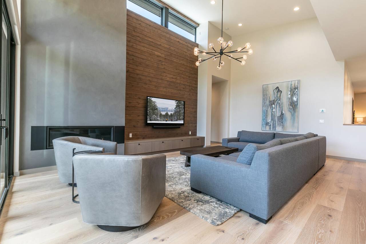 Spring House - Image 6