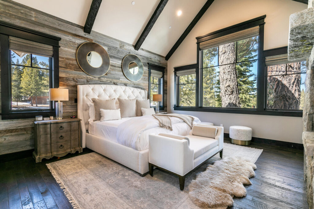 Red Fir House - Image 13