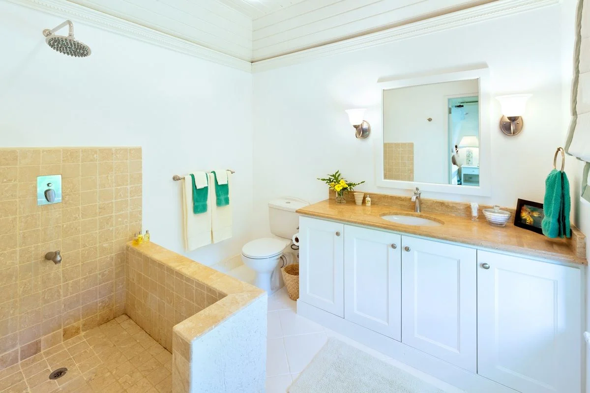 Wisteria Manor - Image 9