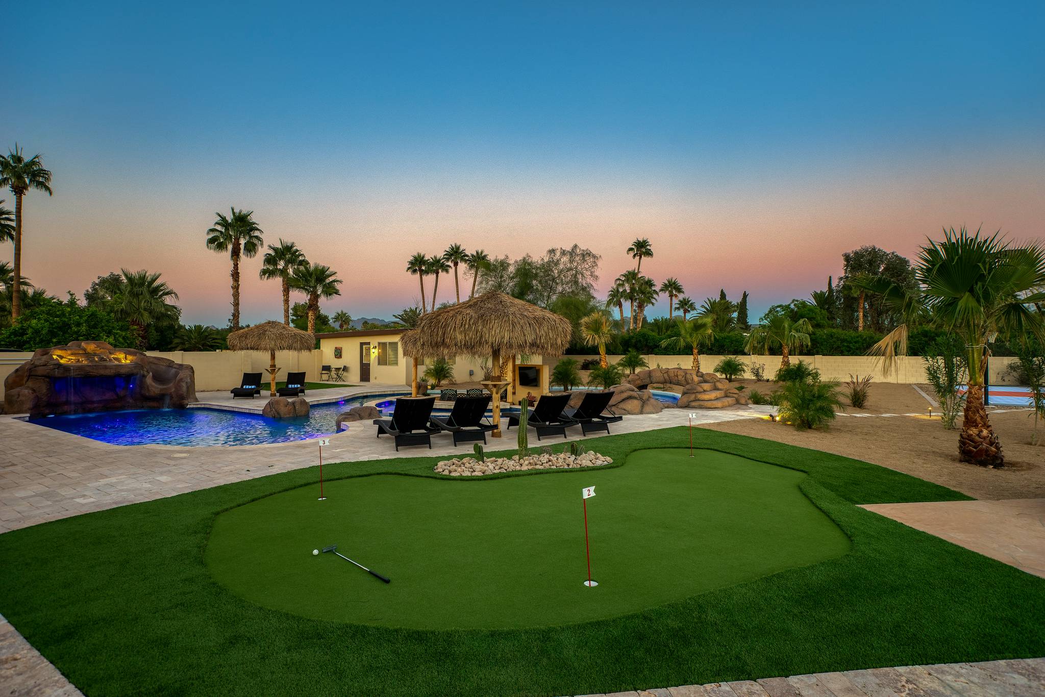 Sunrise Manor - Image 42