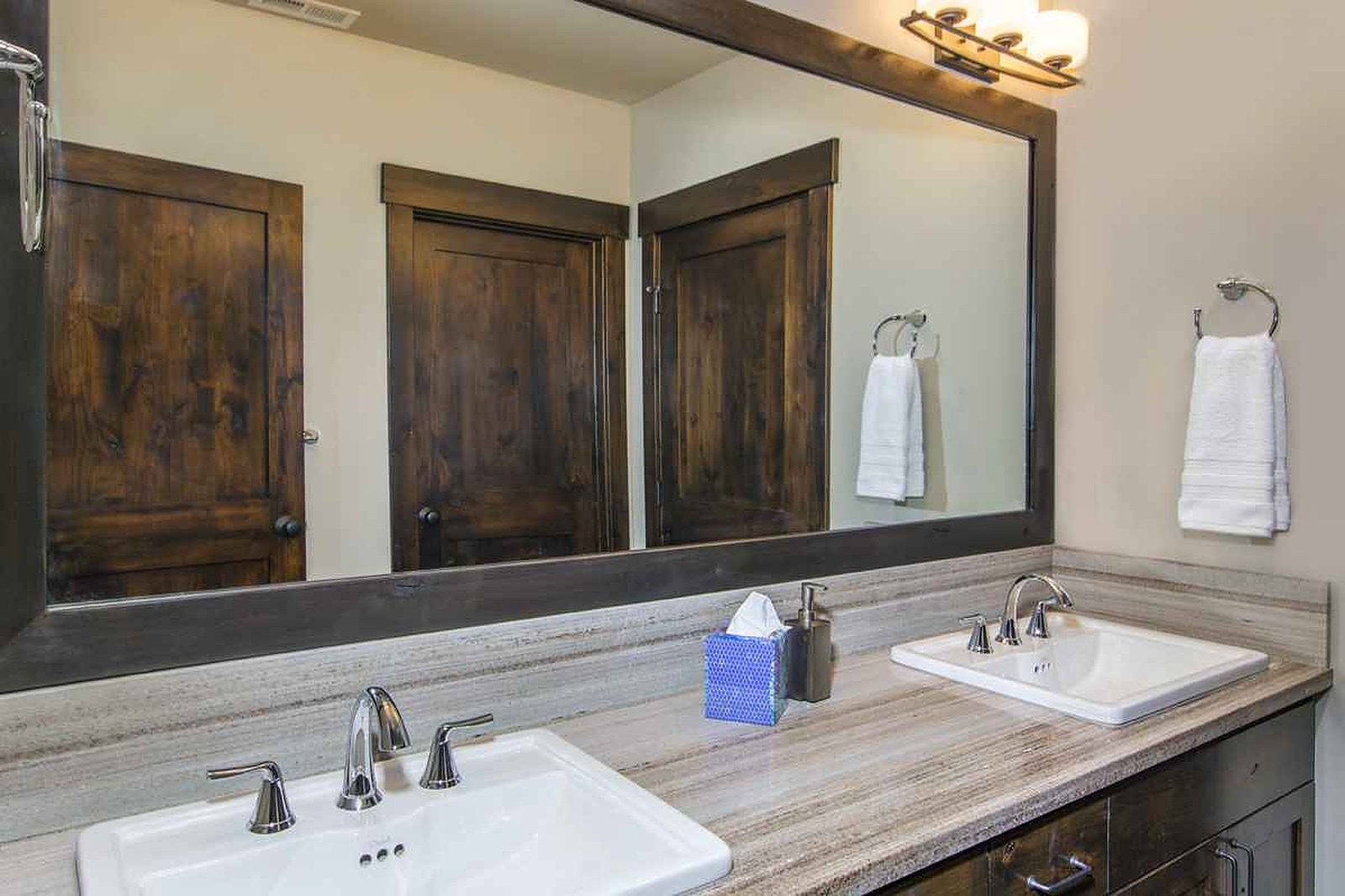 Copper Manor - Image 34