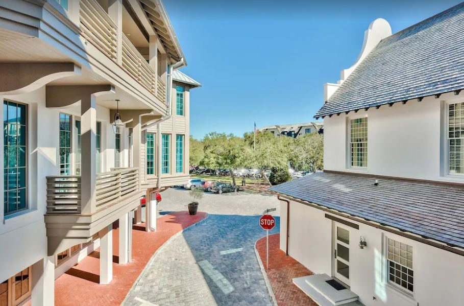 Barrett Home - Image 34