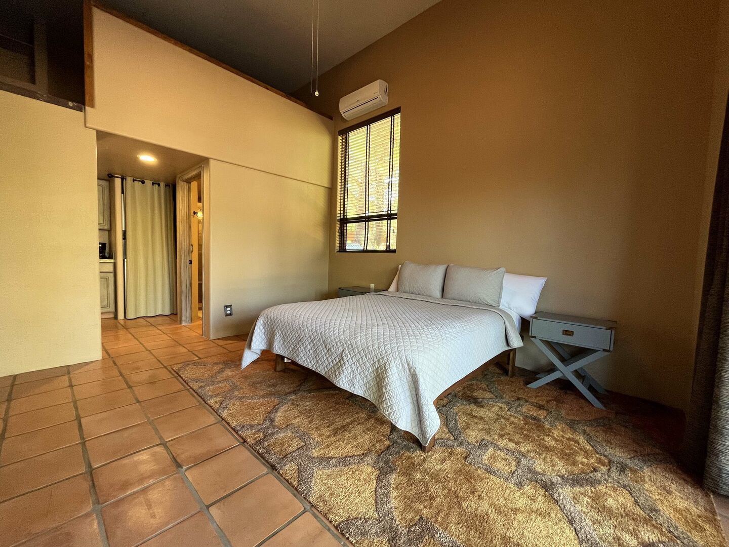 Hotsko House - Image 34