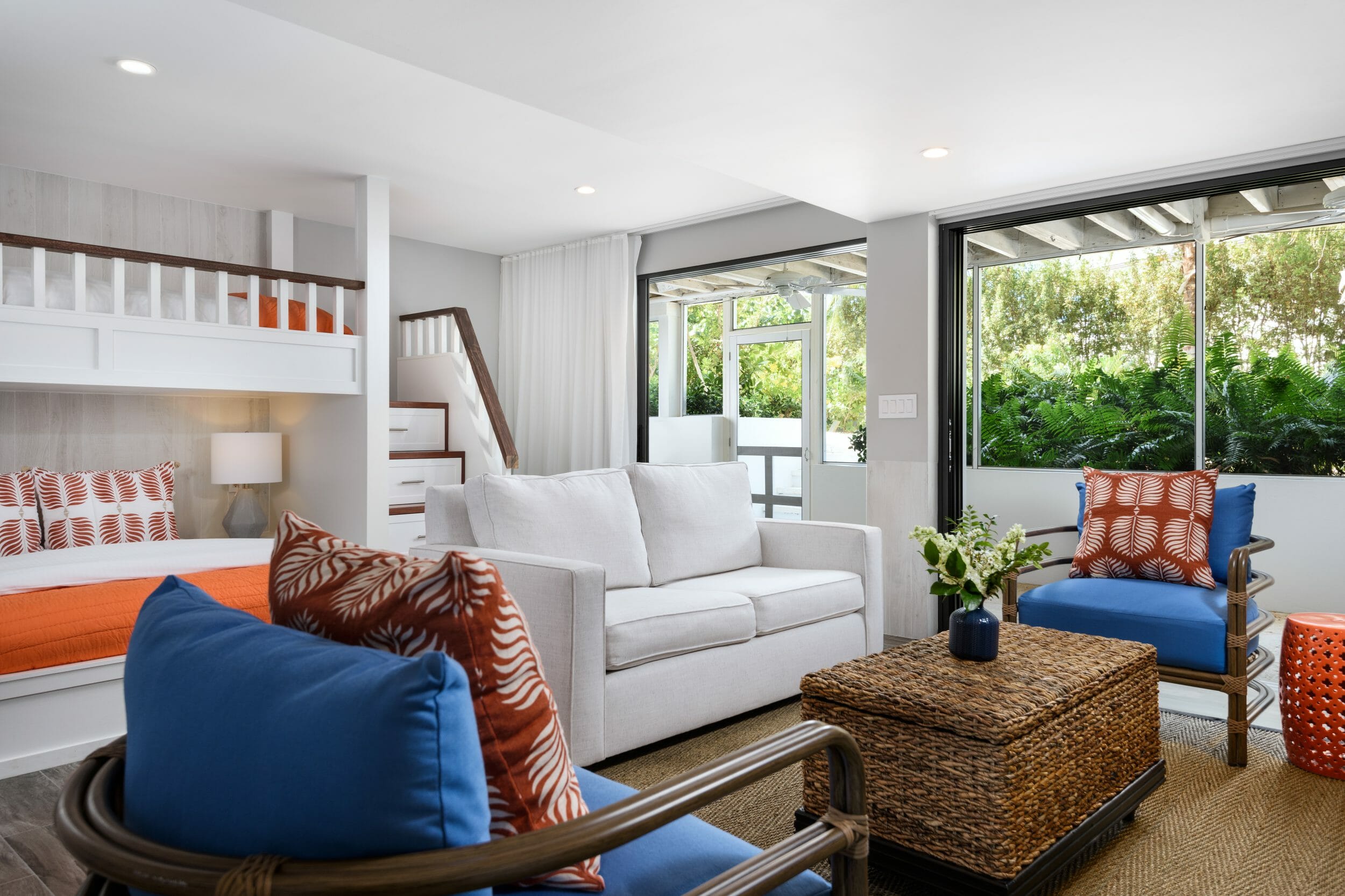 Dolphin House - Image 11