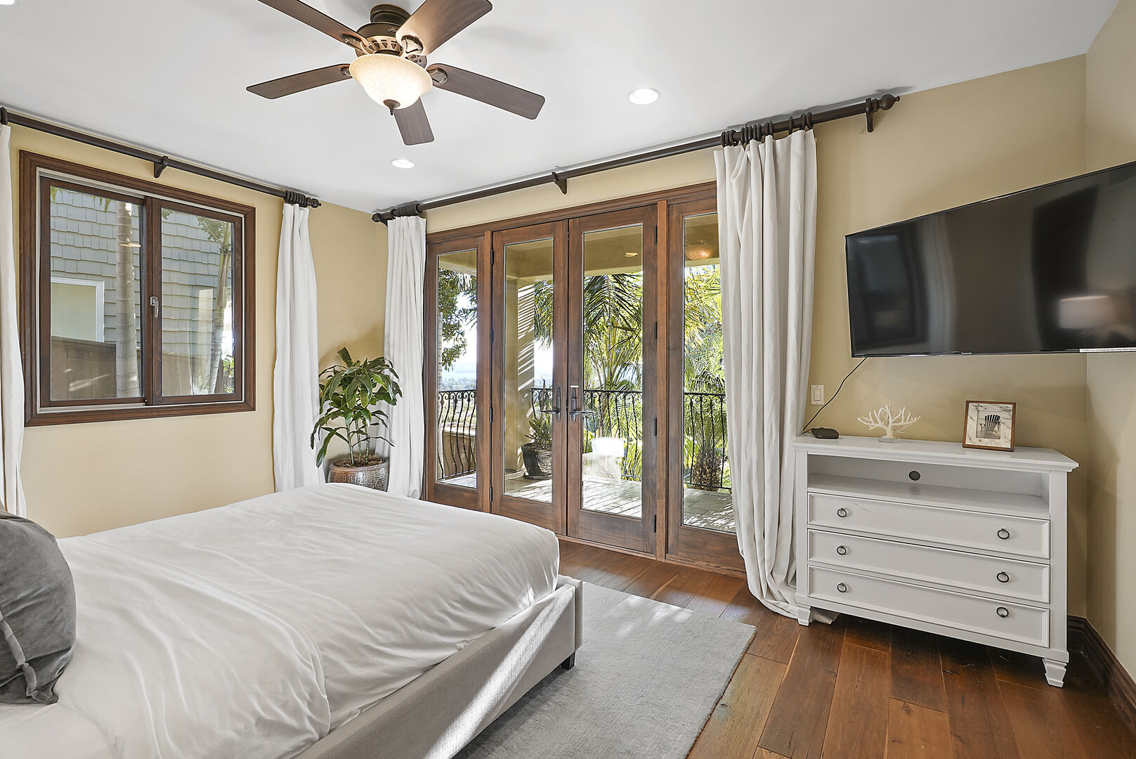 Campana House - Image 38