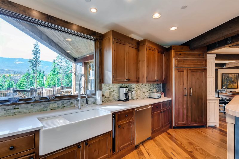 Peerless Manor - Image 7