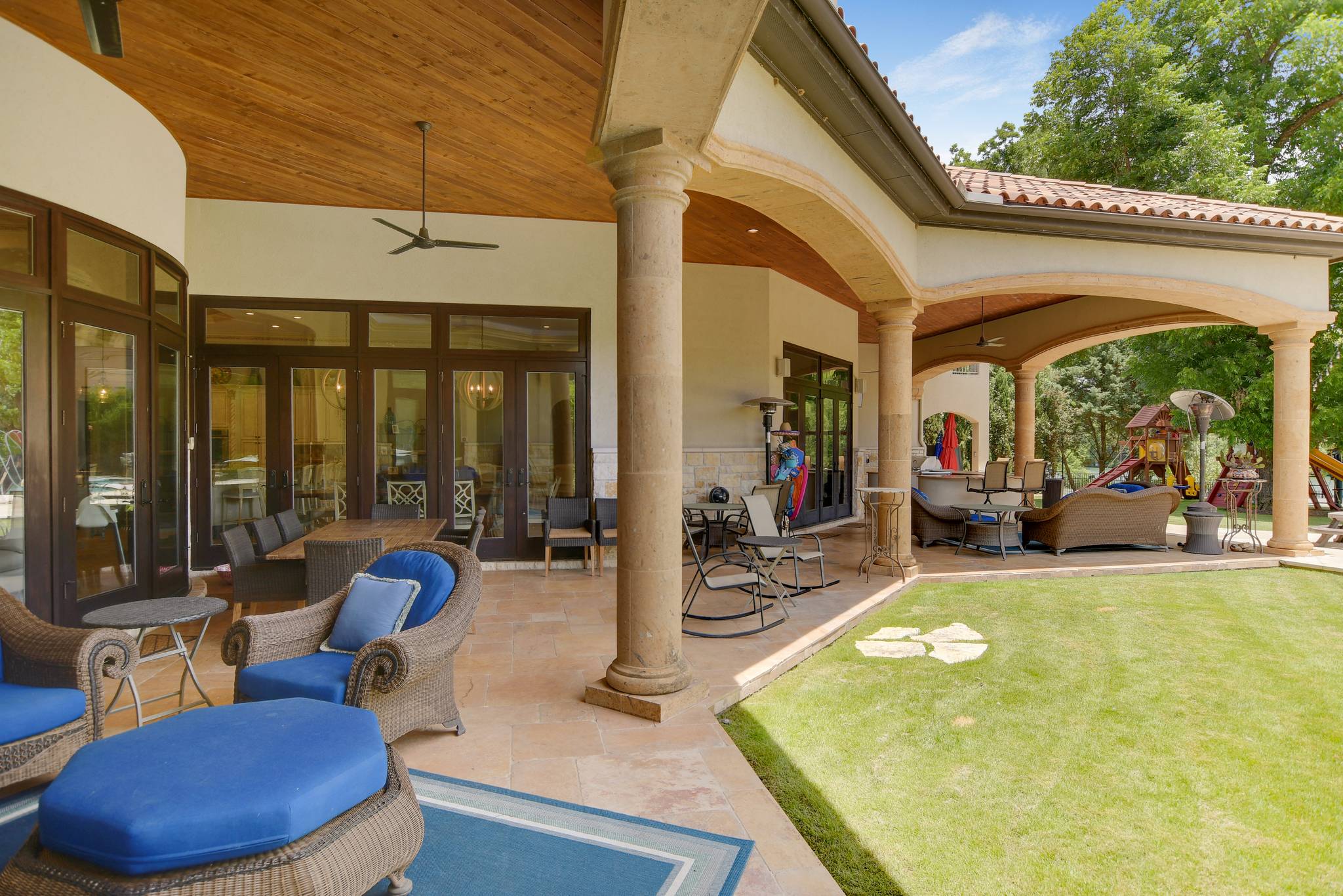 Catalpa Manor - Image 32