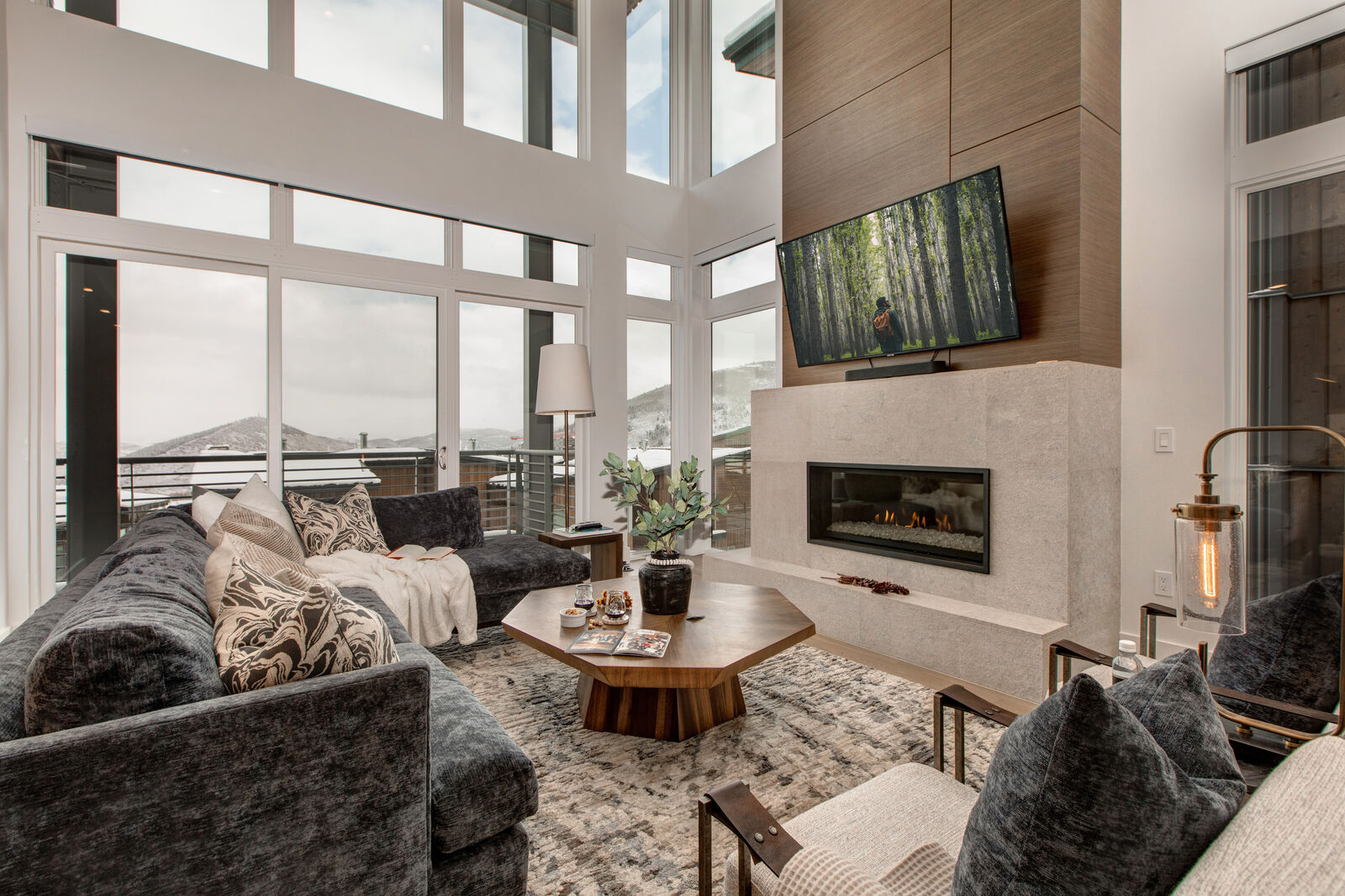 West House - Image 5