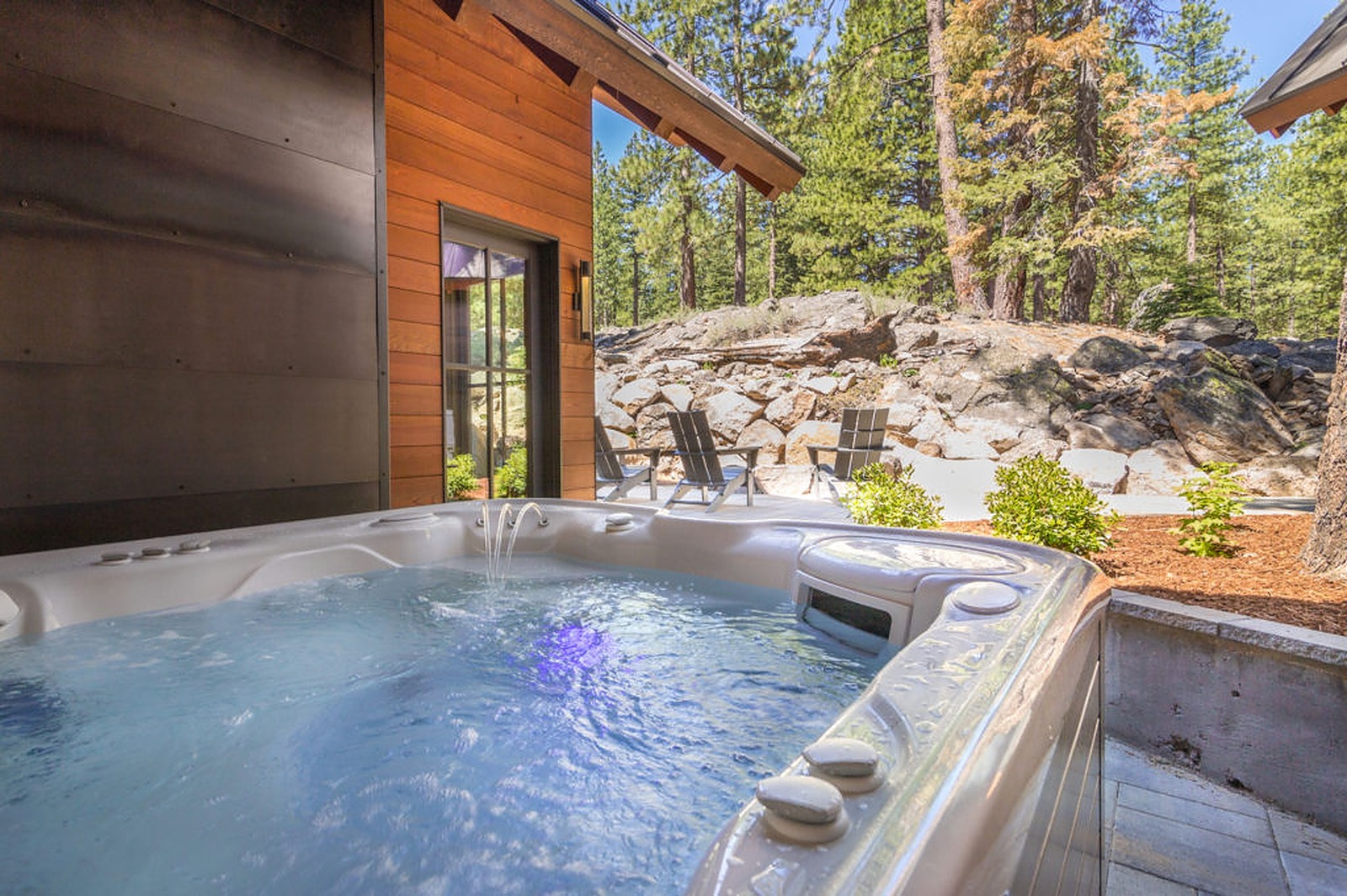 Pine House - Image 23